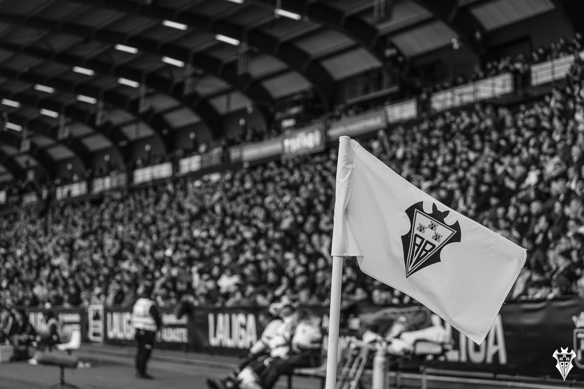 2 días 🤍

48 horas 🦇

⏳#CopadelReyMAPFRE