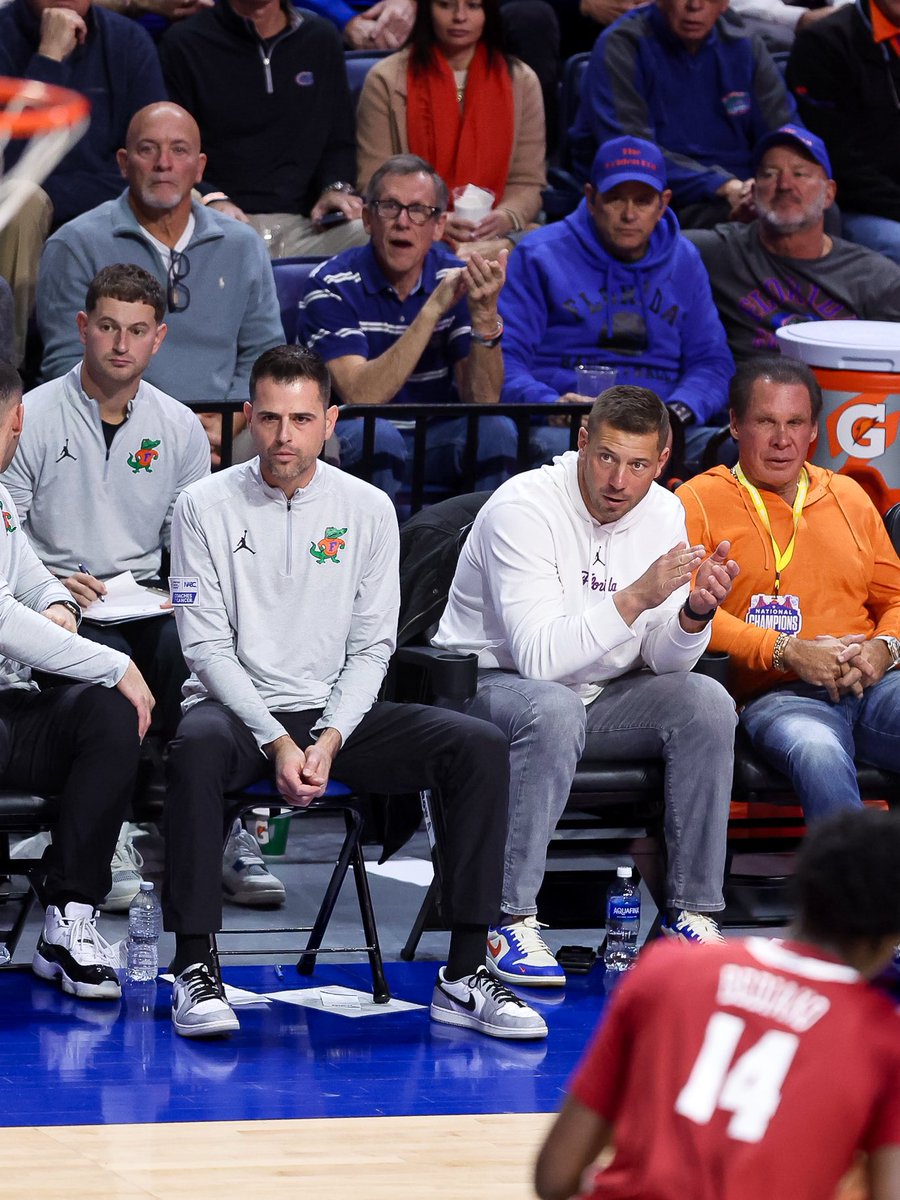 GGbishhh's tweet photo. Todd’s energy even when we’re up by 20 is what its all about  . Holding the gator standard for whole game.   🔥 🐊@CoachJonSumrall  take notes from the Golden boy @CoachToddGolden . #InToddWeTrust 🛜 YOU UP #NEXT https://t.co/yub3MuM1TB