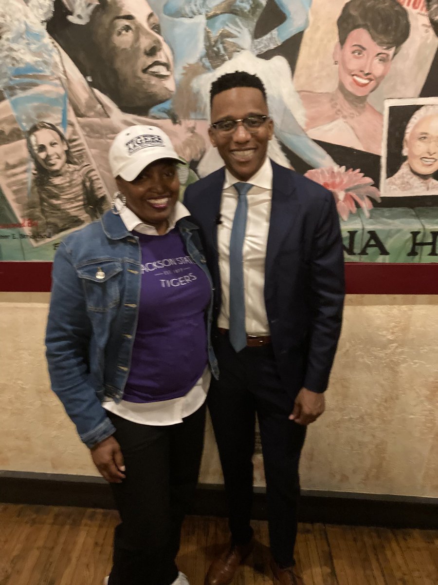 i_AmMyBrand's tweet photo. @CDMenefee Congrats Congressman @CDMenefee 👏🏾 I thank God for you, your wife, your family, your campaign team, the volunteers and the @harrisdemocrats voters 🙏🏾 I love our Pastor and church ⛪️ Marcus D. Cosby @WheelerAvenueBC @WABC_SJM ❤️ My 🔺 GOTV WABC Sistas @dstinc1913 #CD18 #Houston https://t.co/1QItFG77h5