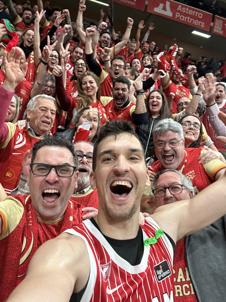 🚨🚨🚨🚨🚨🚨🚨🚨🚨🚨🚨🚨🚨🚨

Don Antonioooooooooooooo

Oleeee tus 🥚🥚gordos‼️‼️