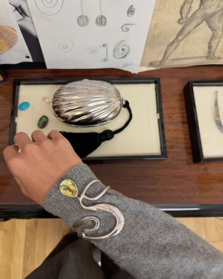 cosmicbunny tweet media