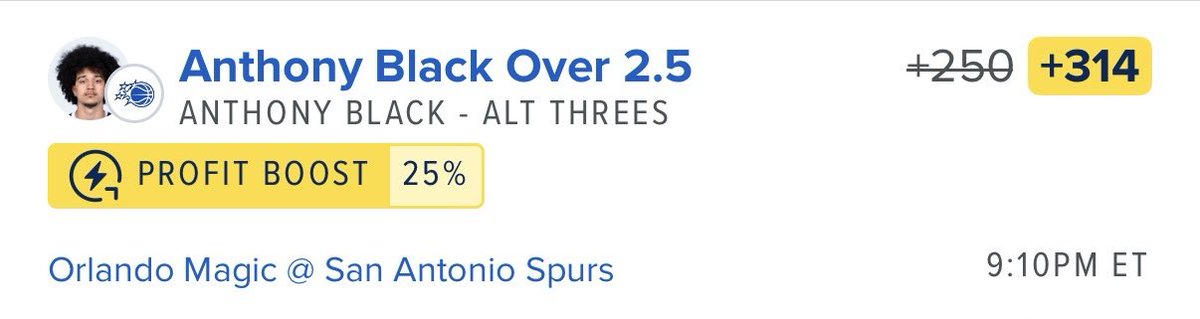WizPicks__'s tweet image. Profit boost activated. We’re hunting threes tonight 🎯💰
Anthony Black 3+ triples at +314 — let it fly.

#NBAProps #AltLines #ProfitBoost #Magic #SportsBetting #ValuePlay