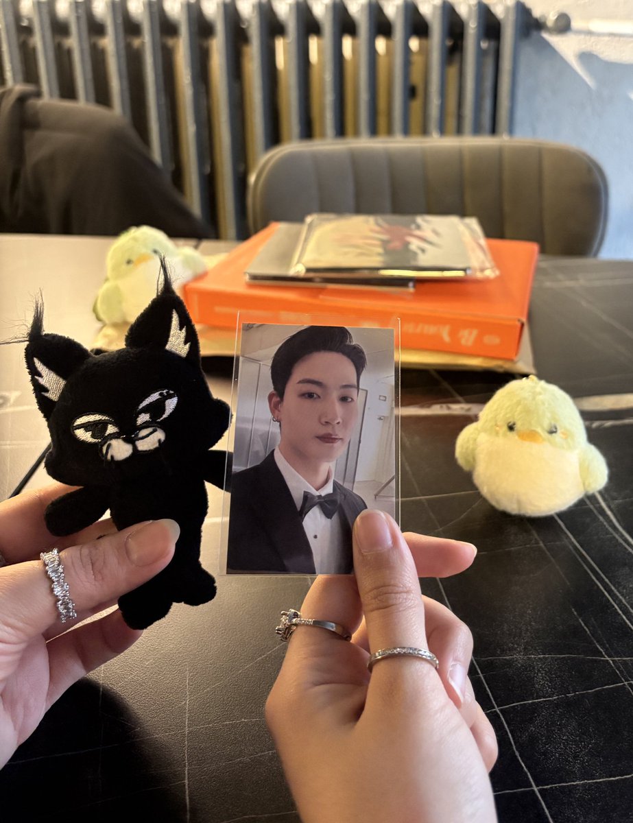 looks of jaebeom ! tweet media