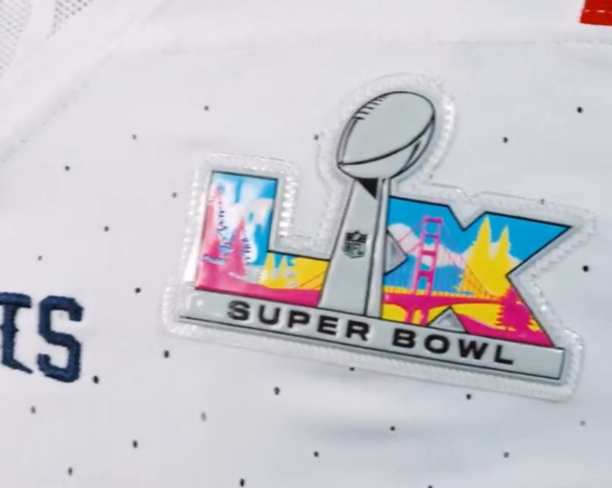 ChillBaldGuy's tweet image. The authentic Super Bowl LX patch

Vs

The Fanatics patch

Thoughts?

#EndFanatics