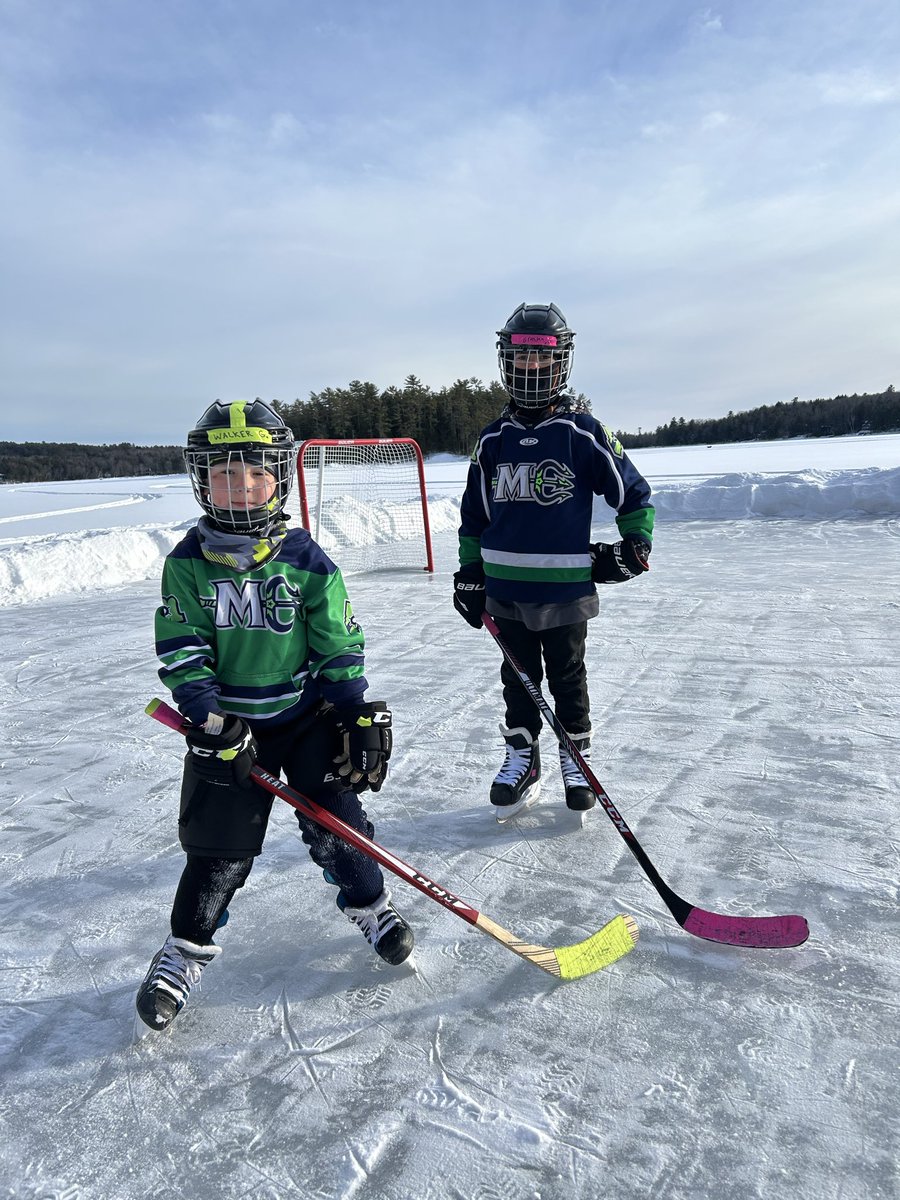 Repping the <a href="/MarinersOfMaine/">Maine Mariners</a> today for some Maine Pond Hockey for <a href="/Buccigross/">BucciOT.Com</a>