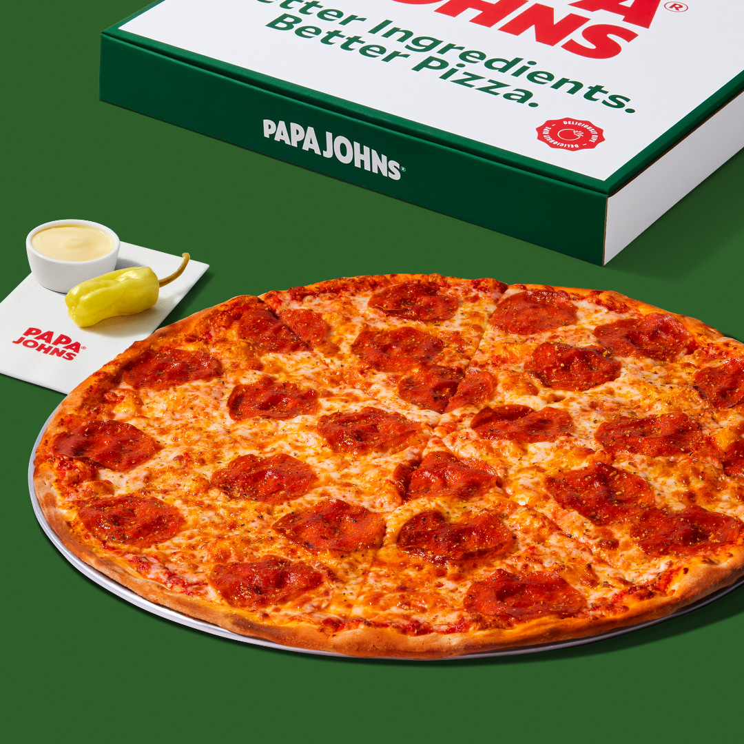 Weekend plans = Grand Papa + no leftovers 😌🍕 Oversized slices go hard.
🔥🧀🥓🍕🤤🙌
#GrandPapa #PapaJohns #PizzaPlans #XXLPizza #PepperoniLove #CheesePull #FoodMood #PizzaNight #SliceGame #BigEats