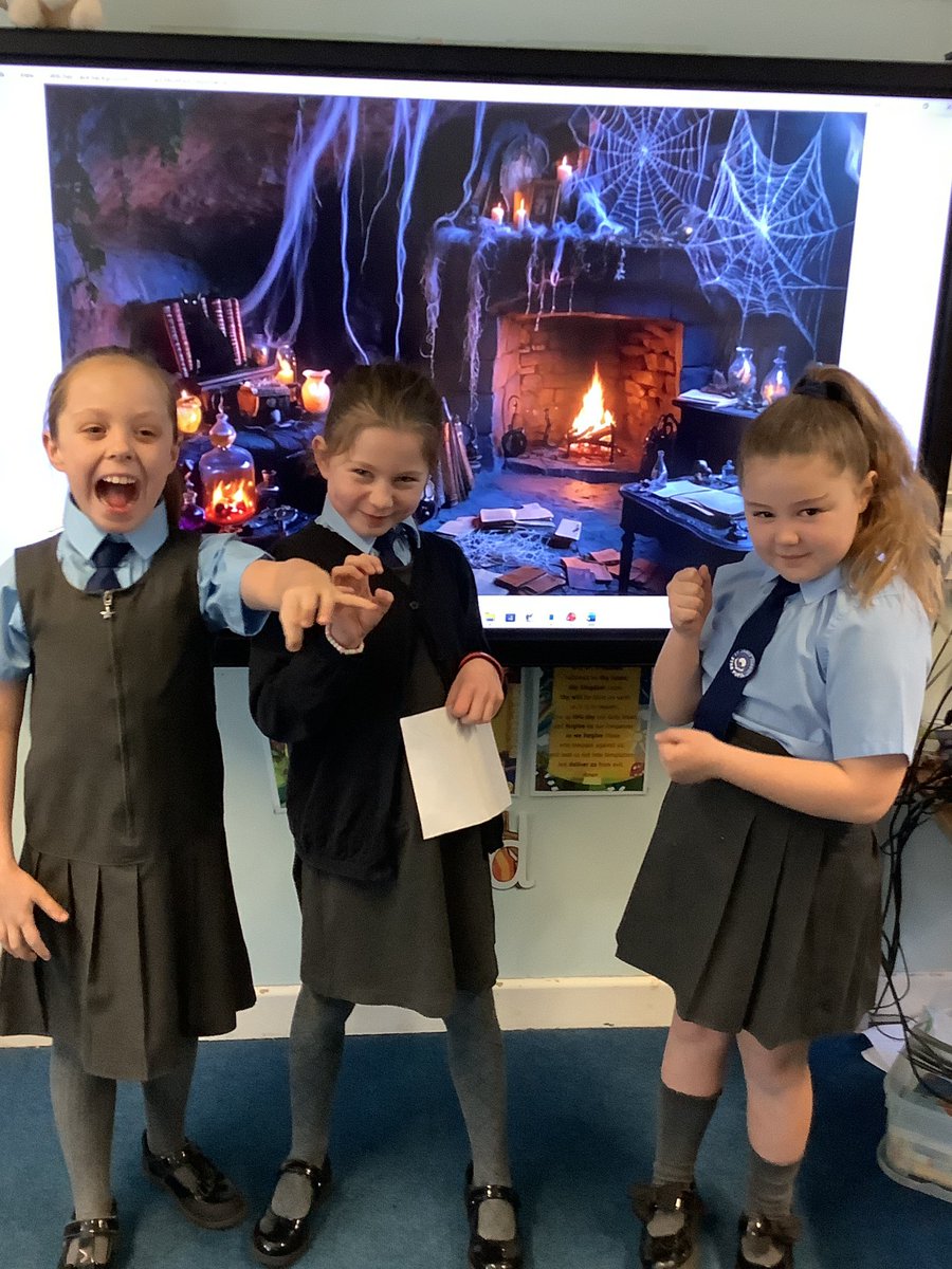 Year3@St James tweet media