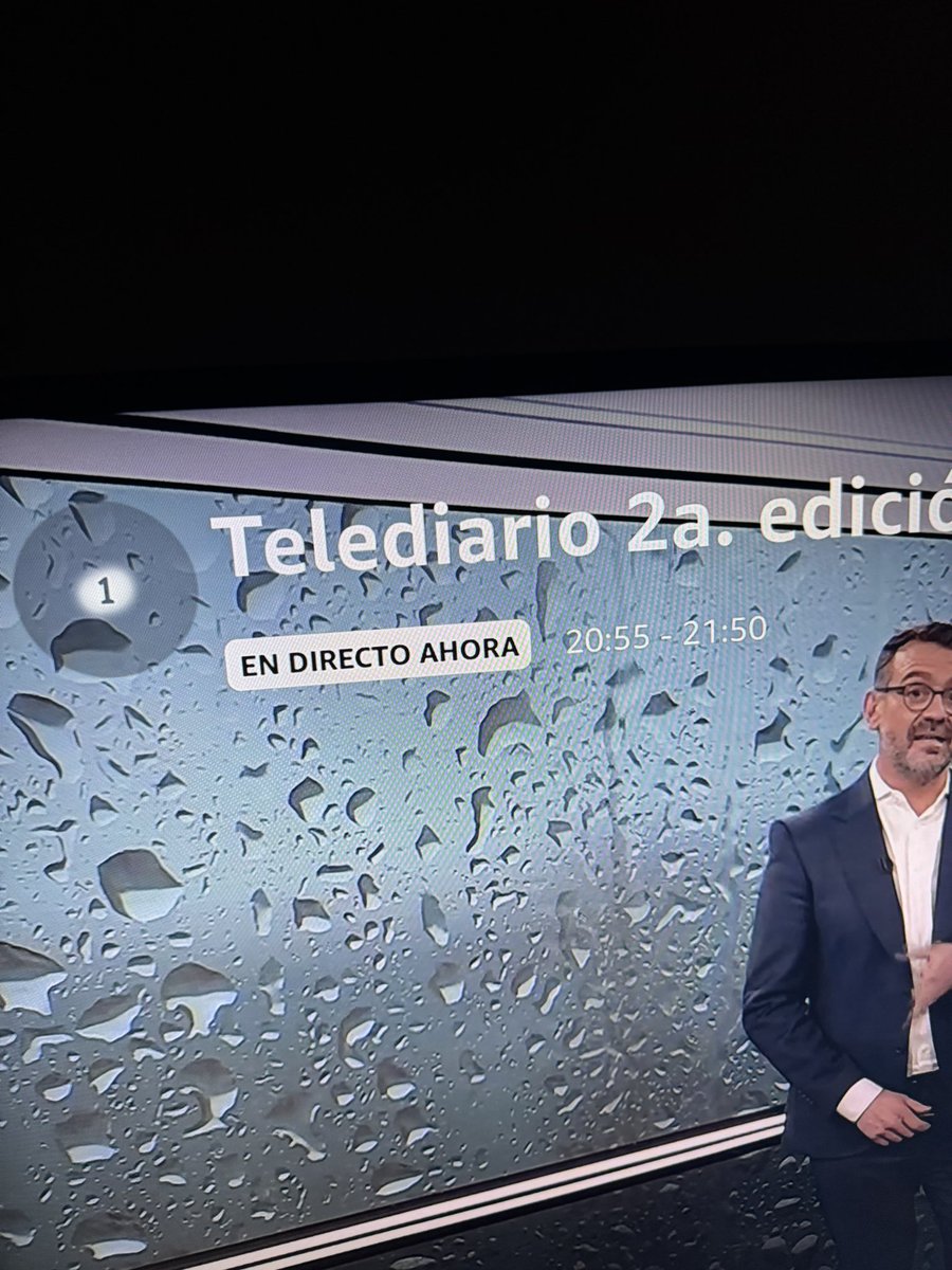 cristofj's tweet photo. Me pregunto si en @RTVE_Com y en @mediasetcom serán conocedores de este fallo de los canales en directo de @PrimeVideoES donde en el Frame del @telediario_tve sigue apareciendo @cfranganillo. Además de que la mosca de @La1_tve, en la zona superior, sigue siendo la antigua. https://t.co/4EhKFigsWW