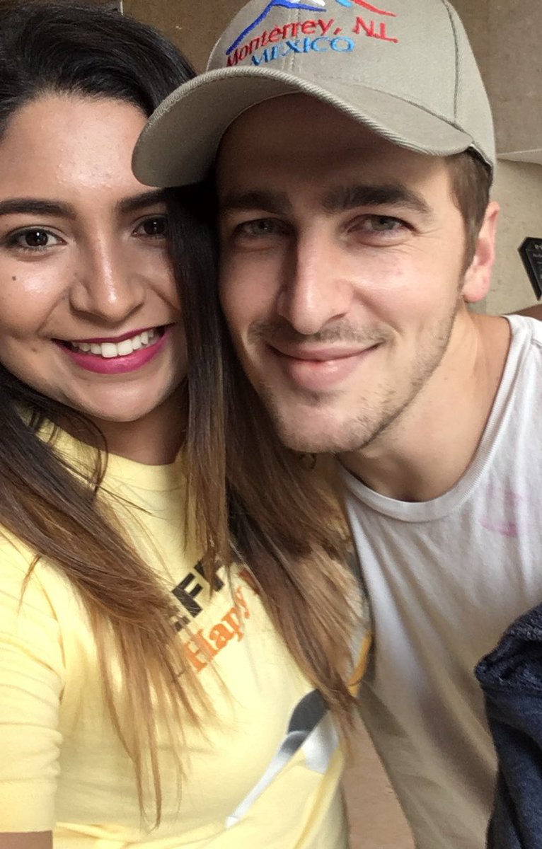 1MrsSchmidt's tweet photo. Should we renew our photo after 10 years?🤭 Will this FINALLY be my time to be your WWGirl?🥹🤞🏻🍀  See you in GDL in a couple of weeks😍 @HeffronDrive @bigtimerush https://t.co/6djNwWsG2B