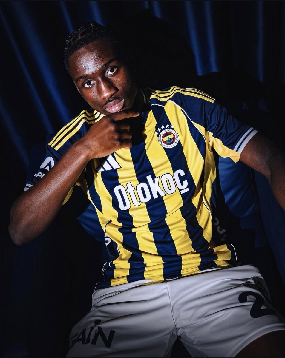 Fenerweb122's tweet image. Fenerbahçe Sidiki Cherif'i Resmen Açıkladı. Hayırlı olsun 💛💙
