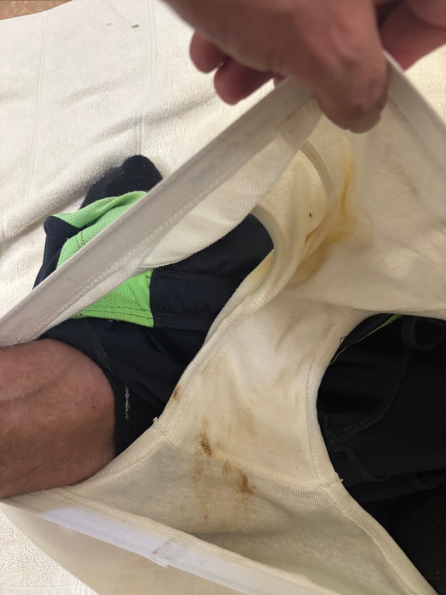 RomanCoques's tweet photo. Filthy, smelly tighties after a week https://t.co/OEEuGULuRp