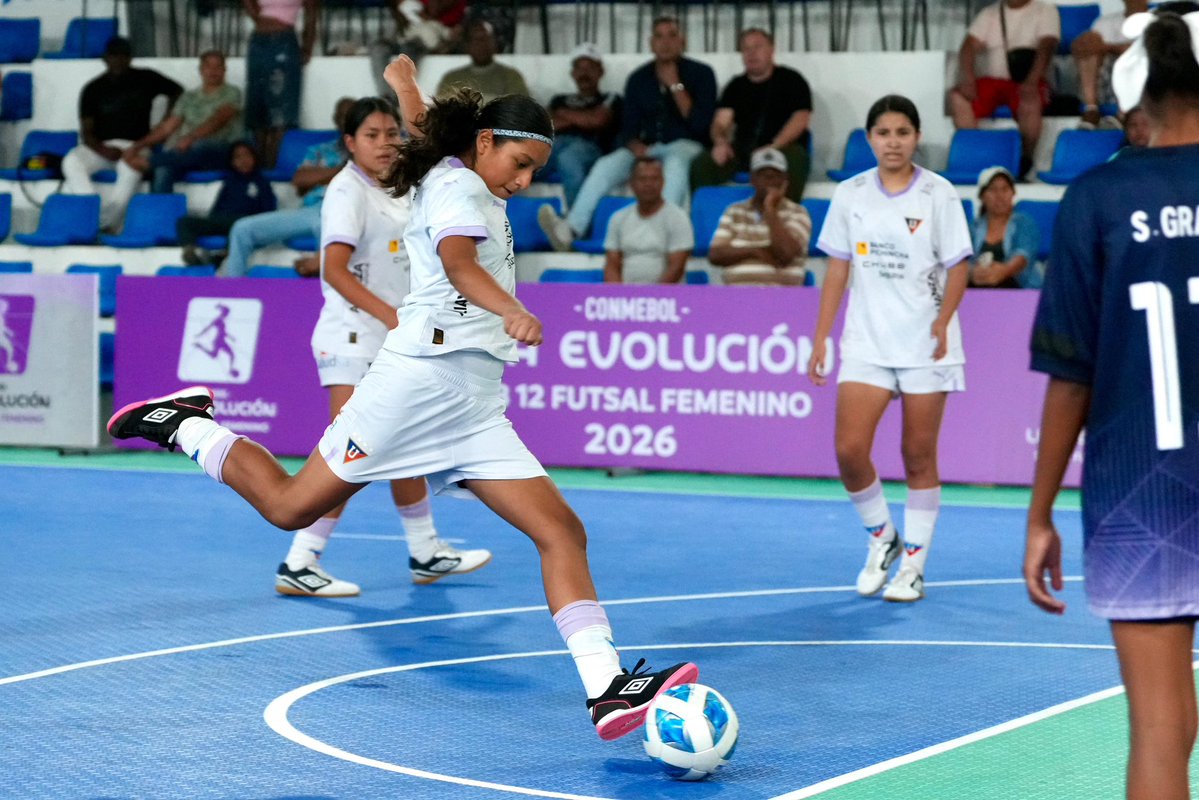 FEFecuador's tweet image. 🙌 Se inauguró la CONMEBOL Liga Evolución Sub 12 Futsal Femenino

📍Esmeraldas