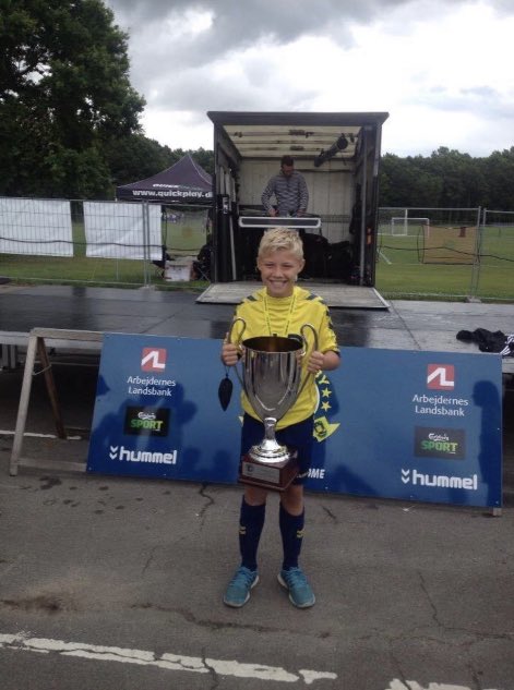 Benja💛💙 tweet media