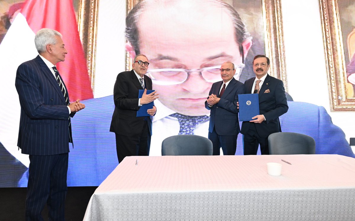 Cumhurbaşkanımız Sayın <a href="/RTErdogan/">Recep Tayyip Erdoğan</a>'ın Mısır'a gerçekleştireceği resmi ziyaret öncesinde Mısır Ticaret ve Sanayi Odaları Federasyonu’nun ev sahipliğinde "Türkiye-Mısır Oda ve Borsalar İş Birliği Forumu" düzenledik.

Mısır Maliye Bakanı Sayın Ahmed Kouchouk’un çevrim içi katıldığı