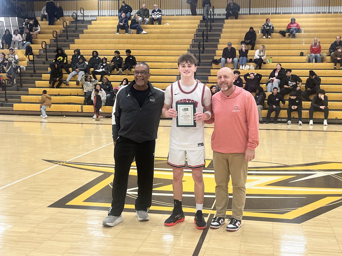 Final from Game #3 of the Everett Heard Invitational:

<a href="/Norton_Hoops/">Norton Hoops 🏀</a> 63
<a href="/EHSGoldenBears/">Youngstown East High School</a> 56

Trey Kersten scored 23 points, taking home Game MVP. Tyris Davis scored 29 for the Golden Bears. 

<a href="/SportsKee1/">KeeOnSports</a> <a href="/AkronEcho/">Akron Echo</a> <a href="/nhsath_insider/">Norton Panthers Athletics Insider</a>
