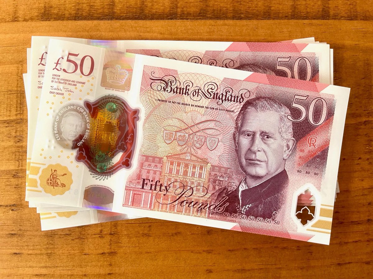 FREE CASH 💰

Lads, we have won so much free money today I want to share the love!

Simply COMMENT anything &amp; LIKE to enter 

I will send £50 to one person tomorrow 🤜🤛