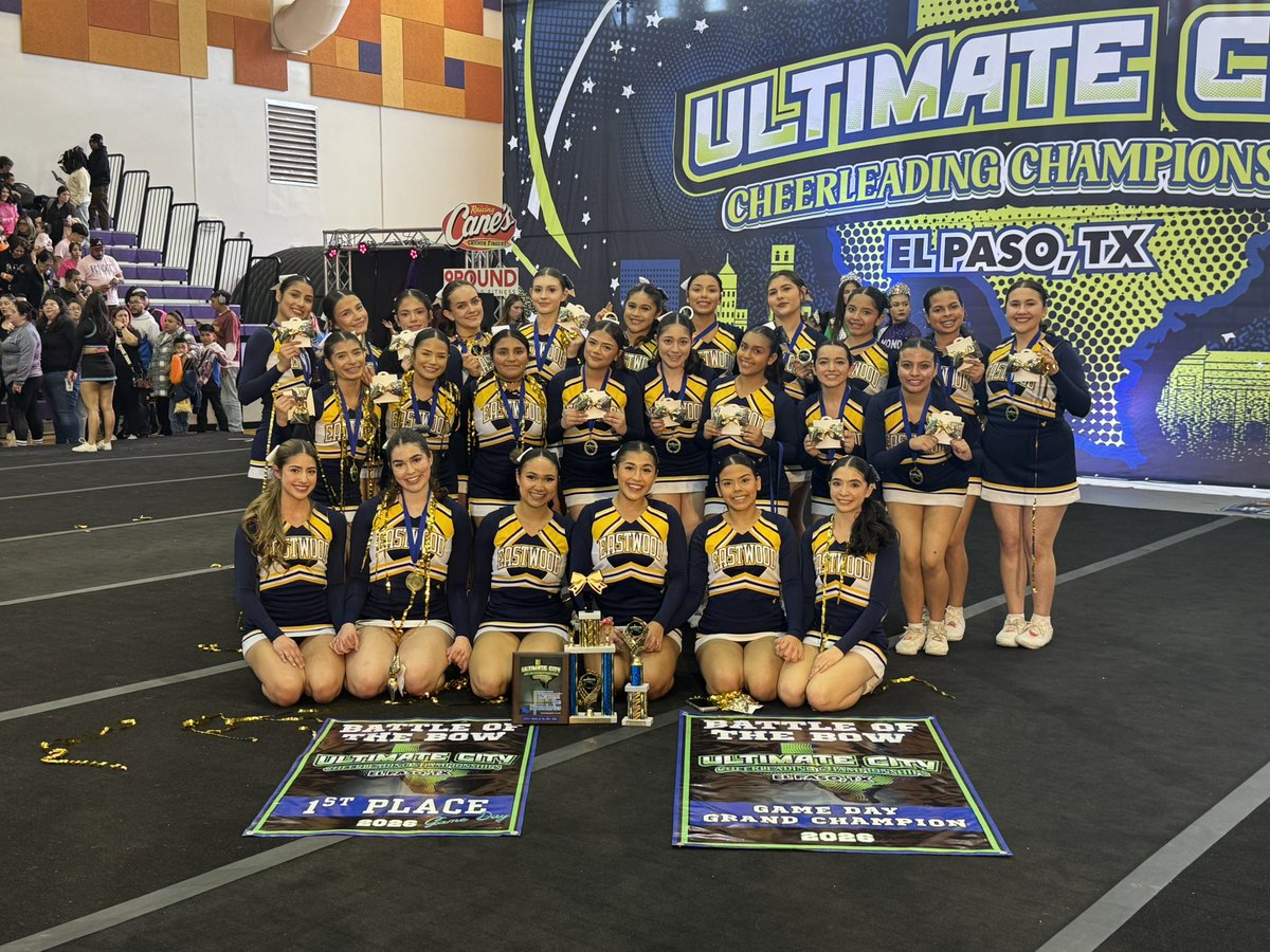 ᖇOᗷ ᖇOᗷᒪEᗪO tweet media