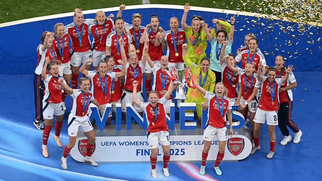 The only women football club to win every single trophy available in women football.. The Arsenal ❤️