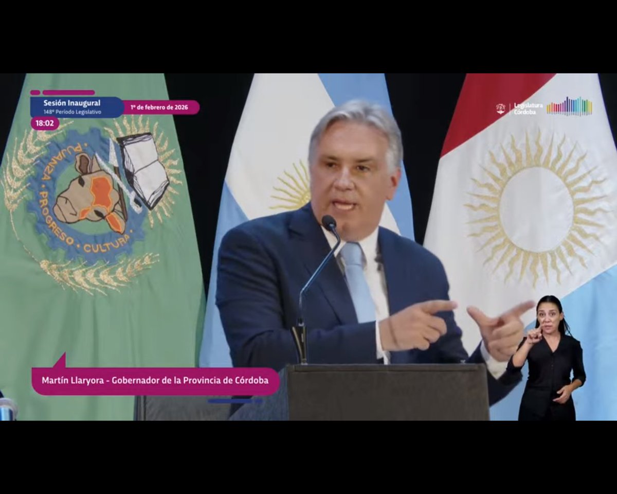 DigestoDigital's tweet photo. @MartinLlaryora "Vamos ainvertir &amp;40 mil millones para la lucha contra el narcotrafico para demostrar que esta provincia es hostil con los narcotraficantes" Enb vivo https://t.co/A0rLoaWBGs https://t.co/2oPGRGS3RM