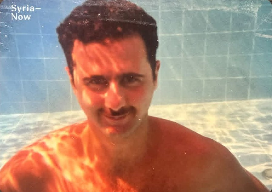 يا جماعة ما حدا يستنى انو يطلع إسم #بشار_الأسد بـ #ملفات_جيفري_إبستين  بشار كان يُفعل به هو ولونا الشبل تبعو 🏃🏼🚶🏼😂😂

#جزيرة_ابستين
#ملفات_جيفري_إبستين
#EpsteinFiles
#ابستين