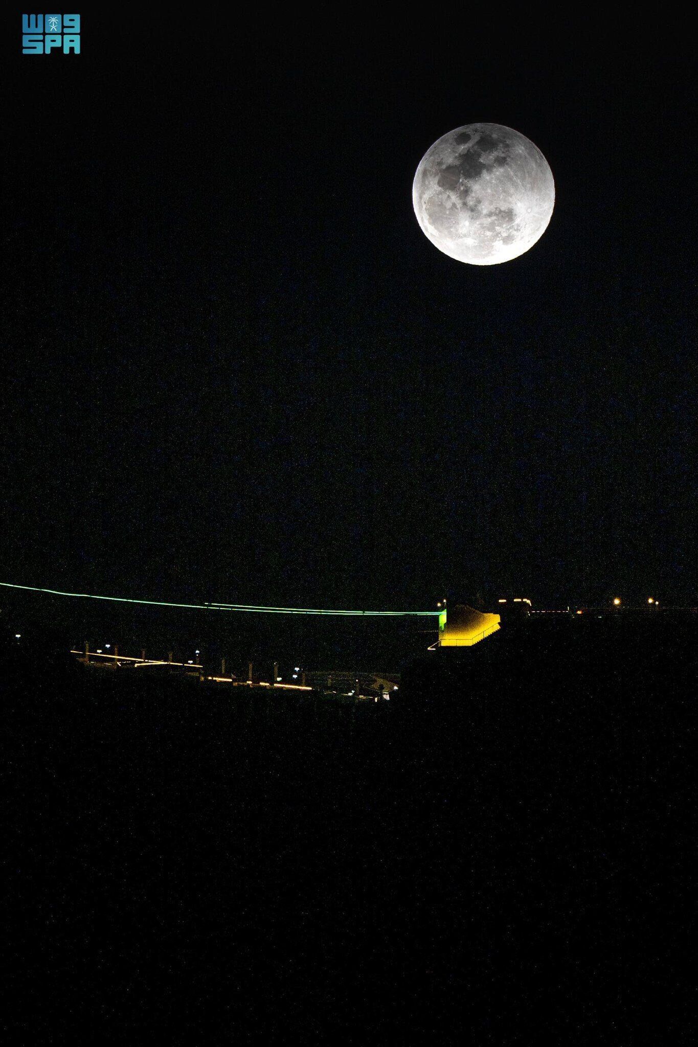 قمر شعبان يزين سماء المملكة 