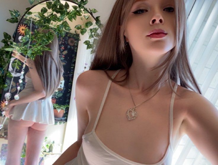 Lillian Bone tweet media