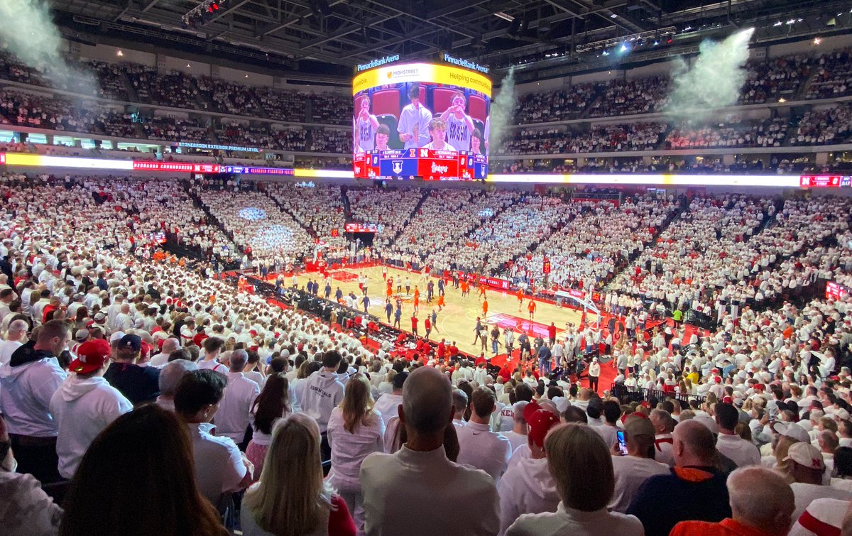 dirkchatelain's tweet photo. This ain’t your daddy’s Husker basketball. What a scene. https://t.co/uxVtEeaApl