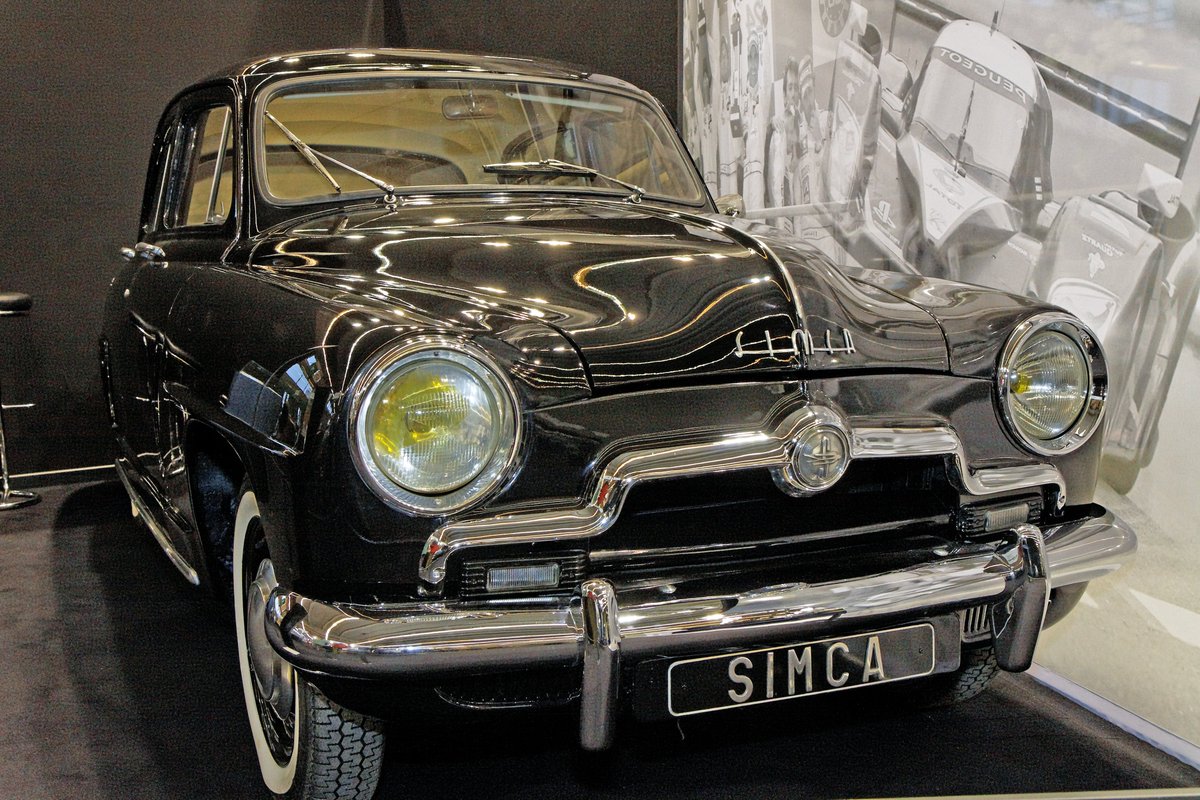 YannRobichon's tweet image. Happy #SaturdaySimca / #SimcaSaturday! 
Simca 9 Aronde. 
#Auto #Automobile #Automobiles #Autos #Car #CarHistory #Cars #CarsHistory #ClassicCar #ClassicCars #FrenchCar #FrenchCars #Photographie #Photography #RetroCar #RetroCars #SimcaInEnglish #SimcaAronde #VintageCar #VintageCars