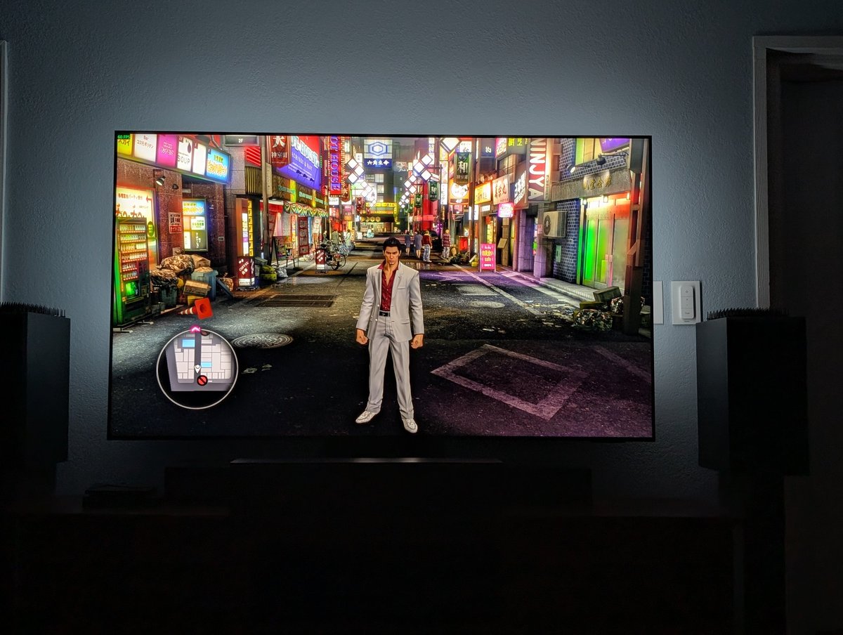 Back to Kamurocho I go.