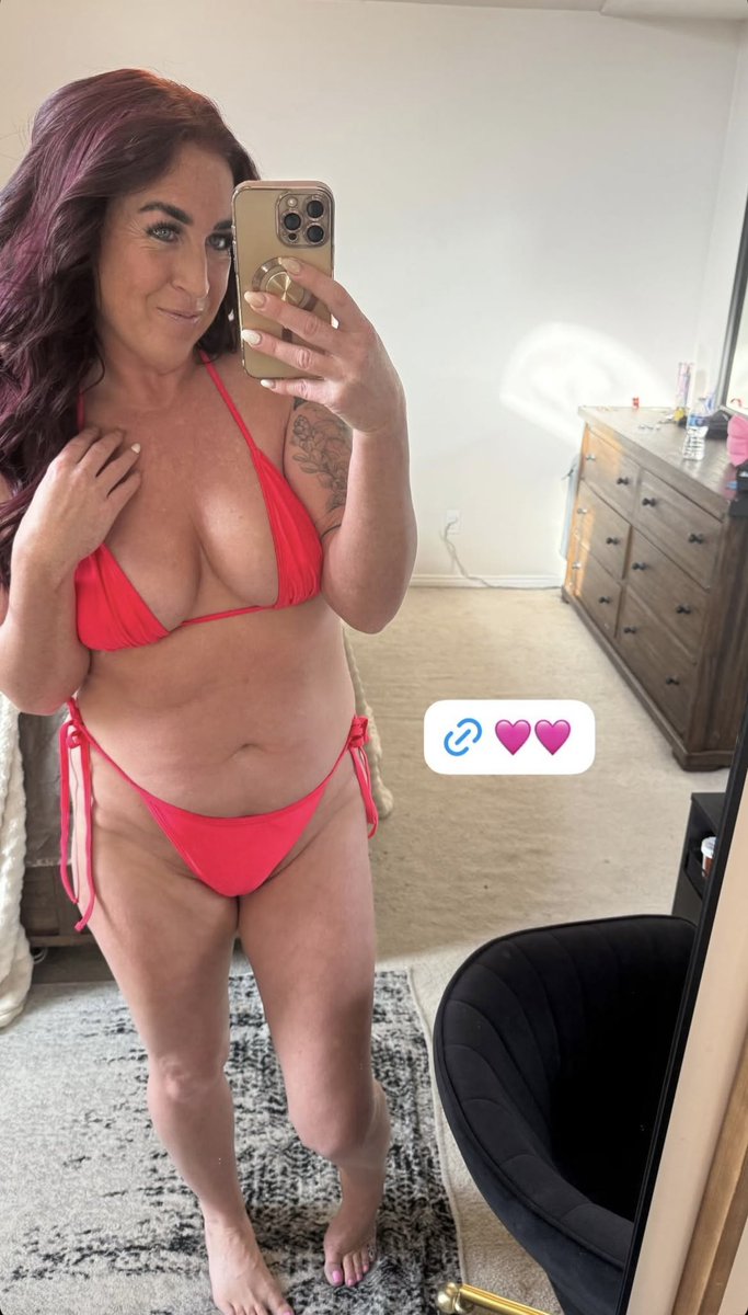 Amy moore tweet media