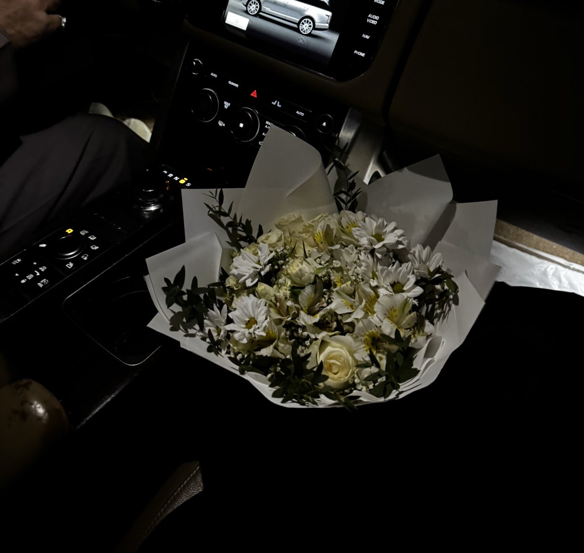 _11ich's tweet image. جواب هالسؤال مُكتظ به البوم صوري