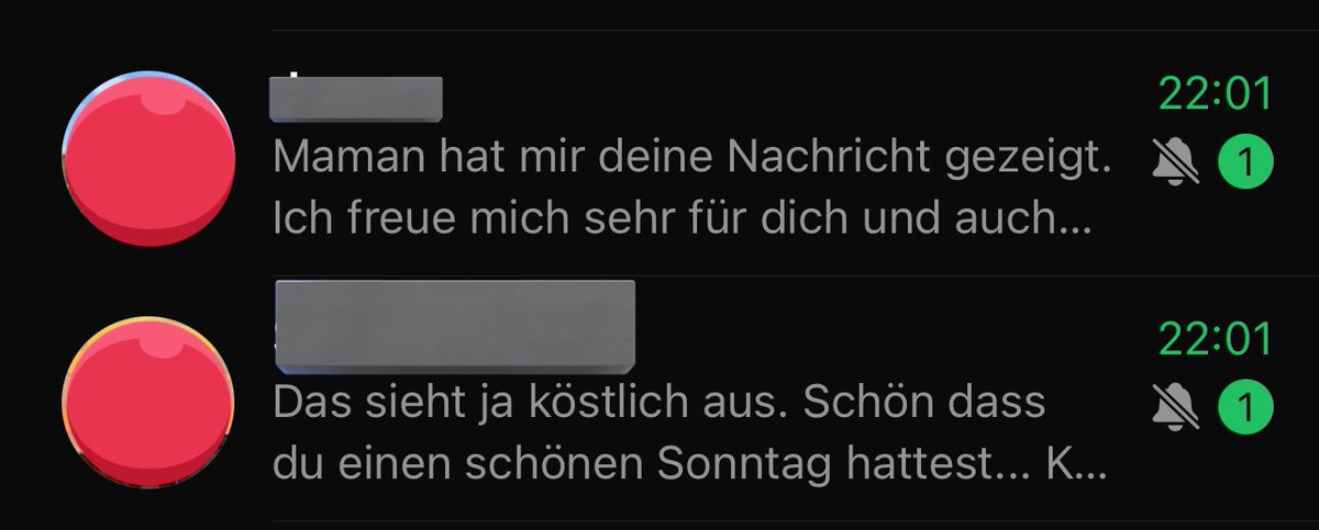 Papa hat fomo weil ich nur meiner mum geschrieben hab 🥲
Die schreiben mir Sogar zur  gleiche Uhrzeit 😭