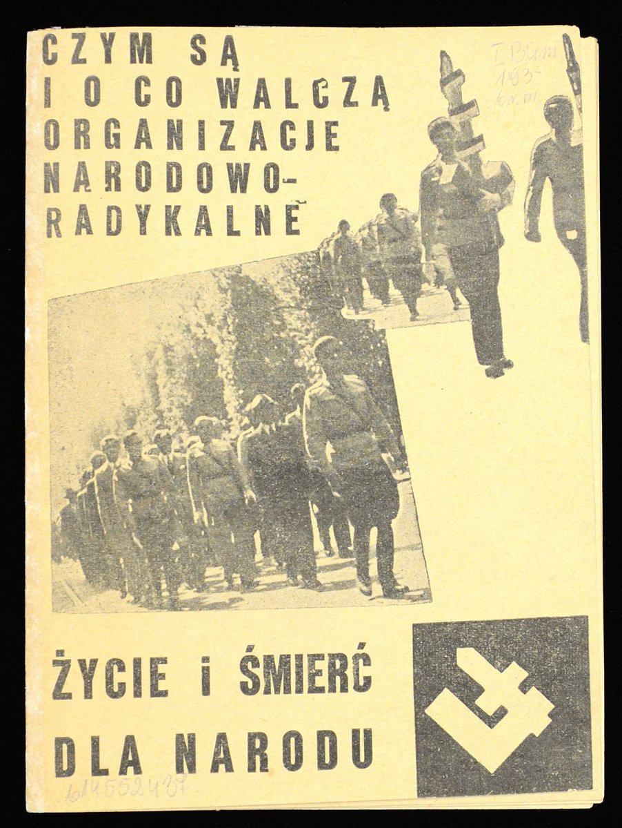 JonOnPaper_'s tweet image. PRZECZYTAJCIE TEN WPIS, ZANIM NAZWIECIE MNIE NAZISTĄ

TRANSLATE THIS POST BEFORE CALLING ME A NAZI

Narodowy socjalizm ≠ Hitleryzm.
Organizacje narodowo-socjalistyczne działały również w międzywojennej Polsce w postaci Falangi Bolesława Piaseckiego oraz ONR-ABC Henryka Rossmana.