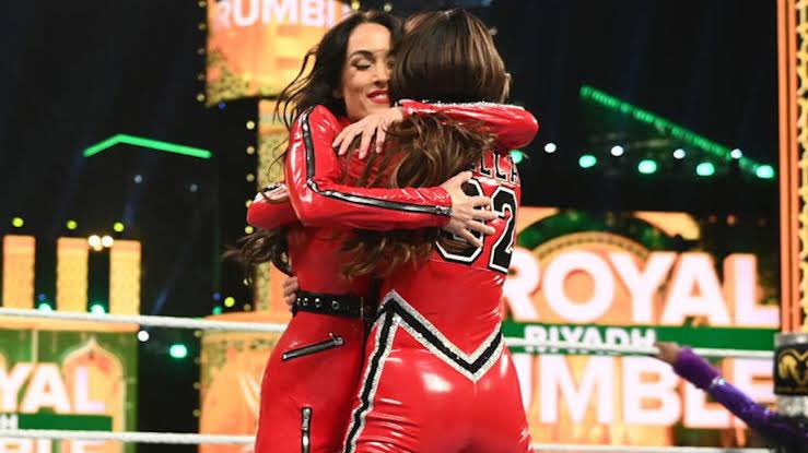 mellas_bella's tweet image. “Divas are built to last” - Naomi 🩷🦋