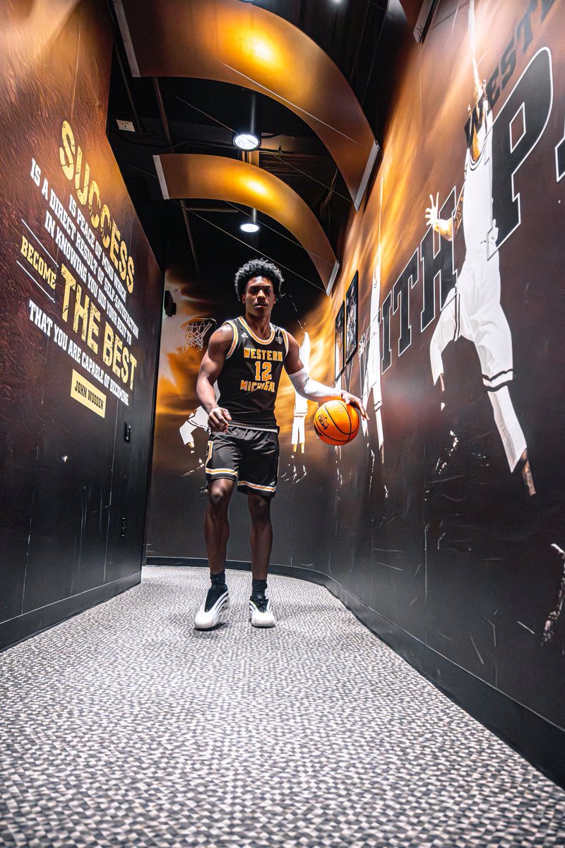 Devin Brown tweet media