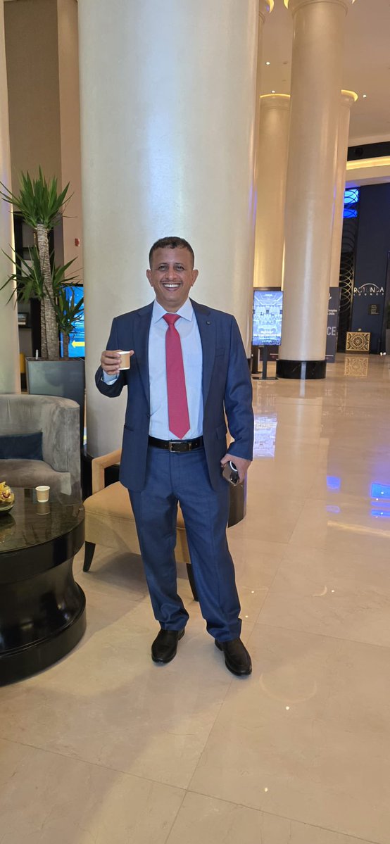 fathibnlazrq's tweet image. أفخر أنني كنت الصحفي الذي هزم منفرداً منظومة إعلامية يتجاوز عدد أفرادها 230 صحفي.
منصات، صحف ، مواقع الكترونية ،منشورات، ذباب الكتروني ممول بالالاف من الدولارات شهرياً.
اجتماعات مطولة كانت تعقد فقط للتصدي لفتحي بن لزرق، تشويه واساءة لو سلطت على جبل لصهرته.
قدرتي على التحمل كانت…