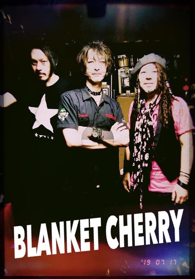 【VVV Live Info.】

2026/2/6(金)
『VVV Monthly Live #18 with BLANKET CHERRY』
@横浜THE CLUB SENSATION

18:30 open/19:00 start
adv￥3,500/door￥4,000 2drink￥1,200
VVV support musicians : 田中一光(Drums) 、Kyoko(Bass) 、羽崎友康(Sax) 、Chitose(Key) 、AoiMay(Poetry reading)