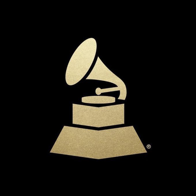 GANHADORA! 

Hayley Williams é a artista com a maior quantidade de perdas no #GRAMMYs até o momento 💛