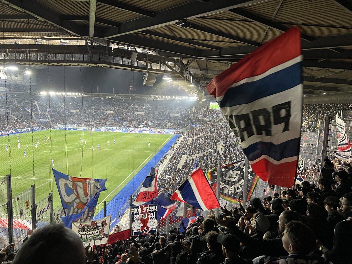 psgestmagic's tweet image. #RCSAPSG on tour !!!