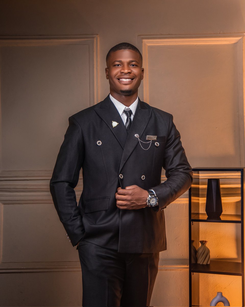 Habib_Abdulfata's tweet image. Six years later… Alhamdulillah 🤍🎓
#ABUSITE #ABUConvocation2026 #Graduate