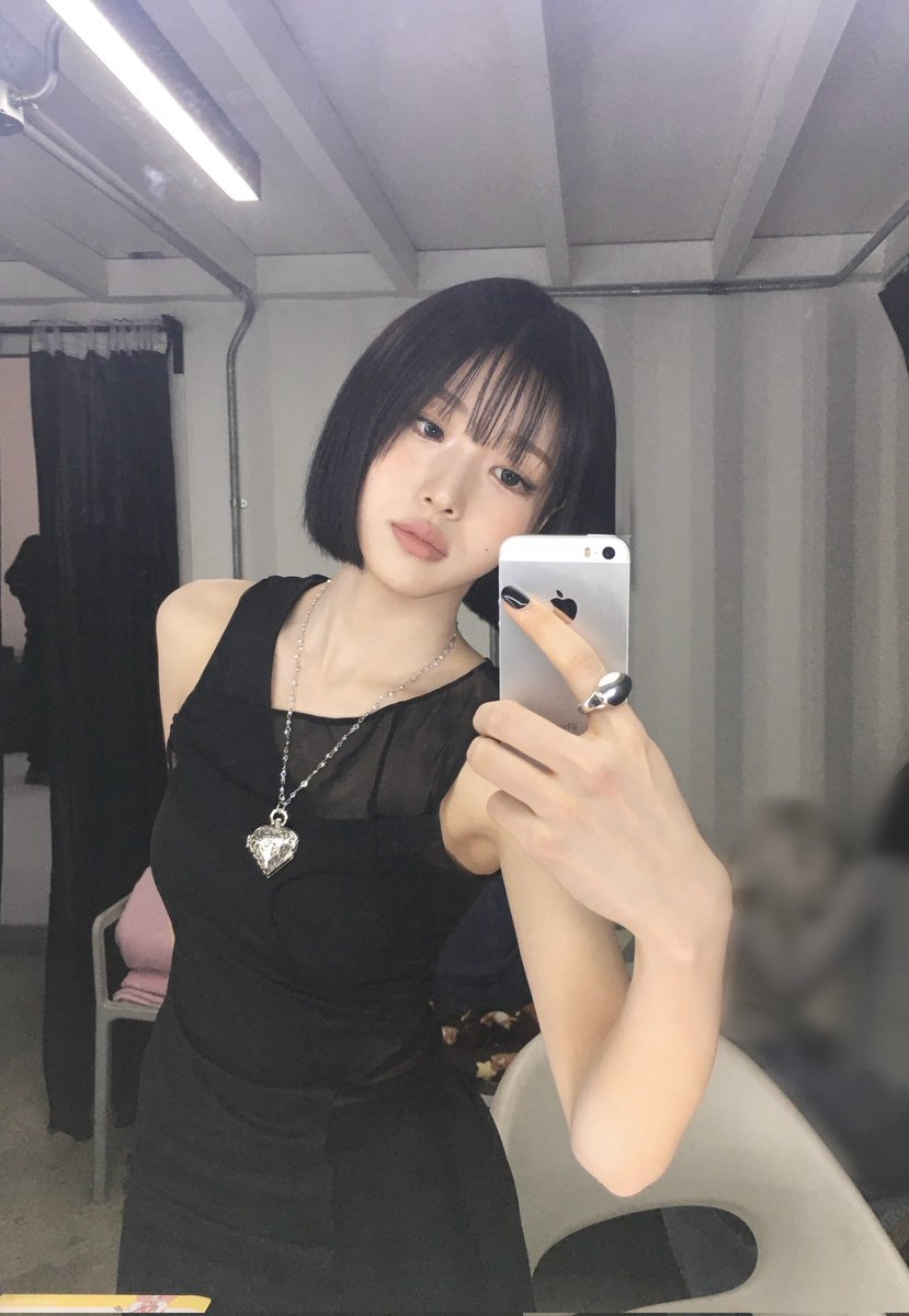 FAN_ATHEART_FR's tweet photo. ✦⸝⸝ 2GAHTR - 01.02.26

#ARIN : Heartbeat! Vous faites quoi~
Heureusement il ne fait pas trop froid aujourd'hui
Je suis de retour avec des cheveux courts, qu'en pensez-vous~? 
Je trouve encore ça un peu bizarre.. ㅎㅎ Je m'y habitue [...]

🪻› #아린 #AtHeart #앳하트 https://t.co/dBA1QVh7nJ
