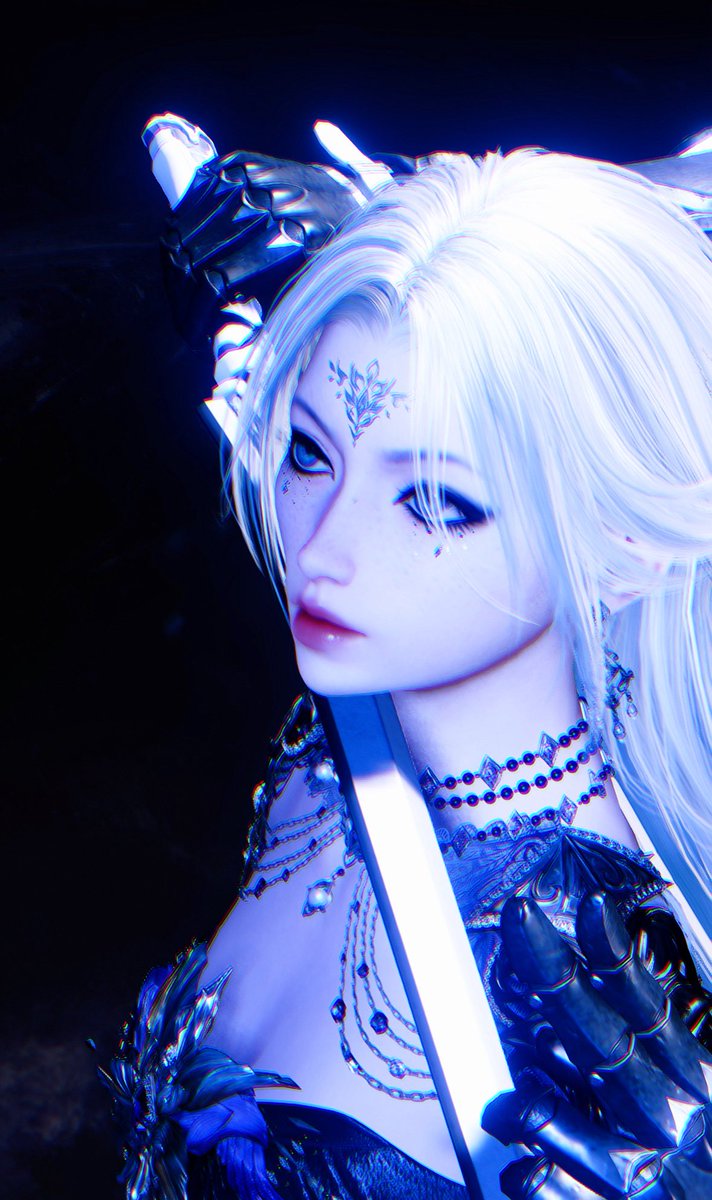 𝘐𝘤𝘦 𝘘𝘶𝘦𝘦𝘯 🩵