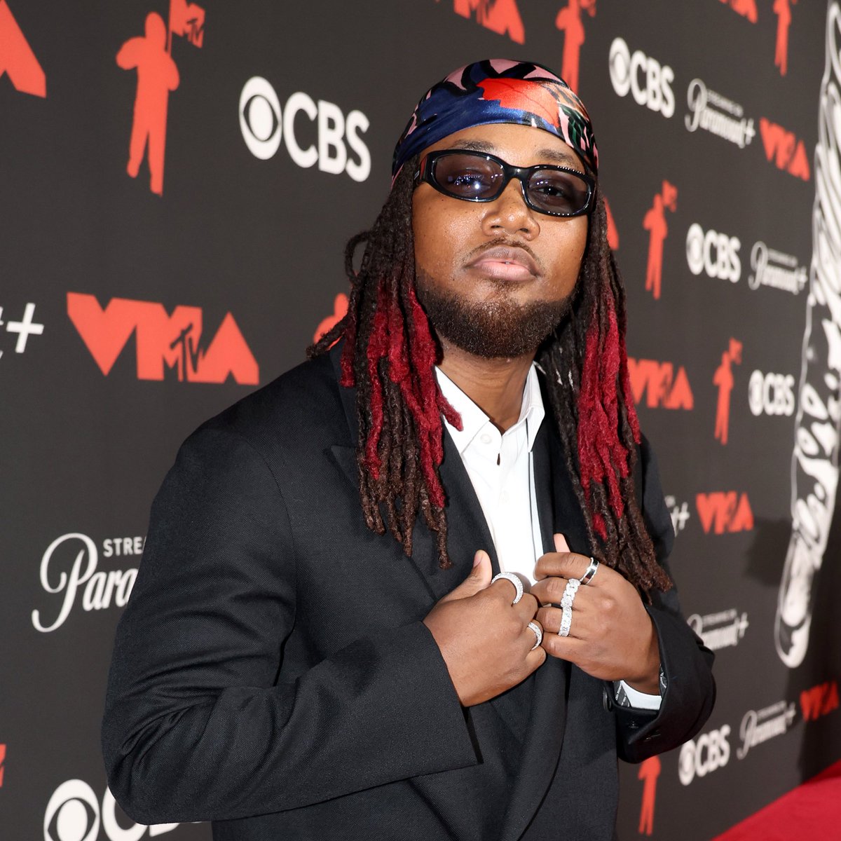 HotNewHipHop's tweet photo. Leon Thomas' "MUTT" wins Best R&amp;B Album at the 2026 #GRAMMYs https://t.co/P4fDYysZdD