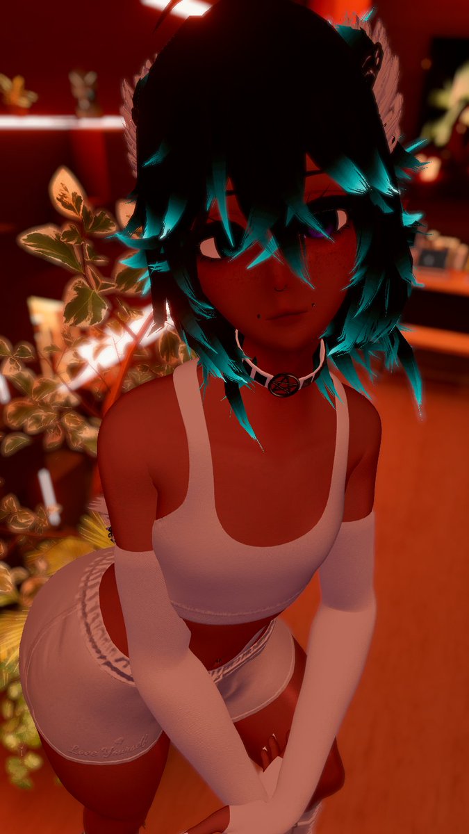 What you looking at hun ~ 

#VRChat