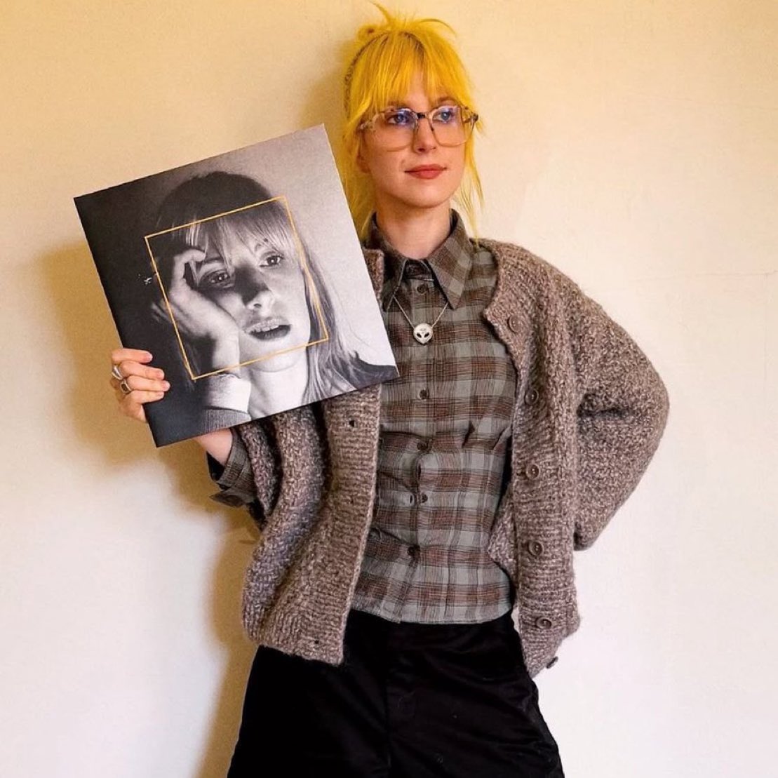 alex is experiencing an ego death ⋆˚꩜｡ tweet media