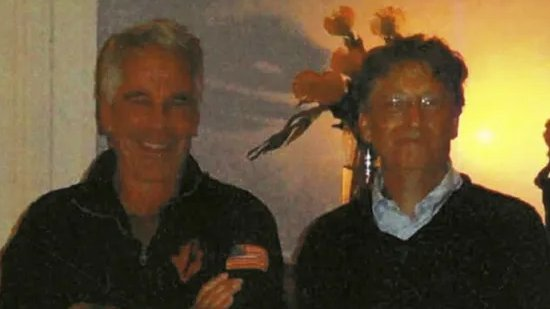 🚨🇺🇸🇷🇺 BREAKING: Documents Indicate Epstein and Gates Backed Regime-Change Efforts Against Putin.