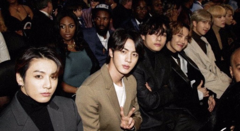 ianadmirer's tweet image. this bts picture at grammys is crazy!!
