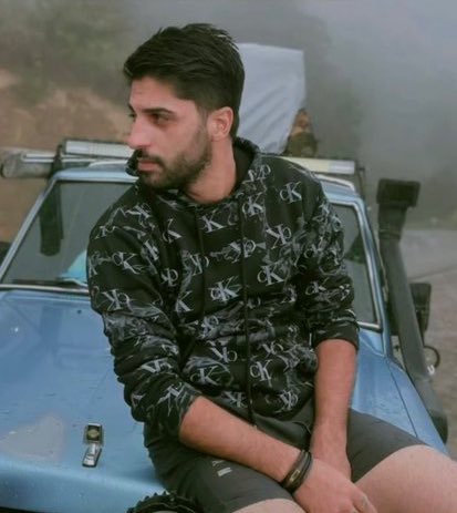 مفت؟ ما تا ابد وام‌دار جان عزیز تو ایم برادر.
#علیرضا_موسوی_نور