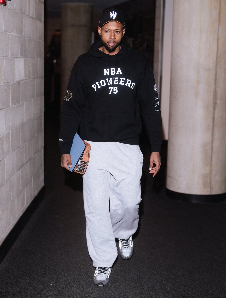 Chuck Cooper. Nat Clifton. Earl Lloyd.
Honoring the legacy of three NBA Pioneers who changed the game forever 🖤