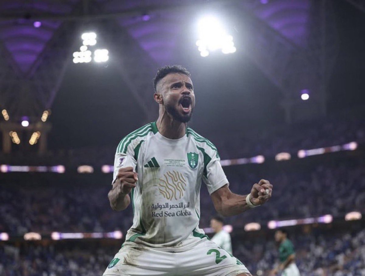 عاجل🚨

مجرشي يرفض المشاركة امام الهلال بسبب عدم دعم الفريق بـ أي صفقة